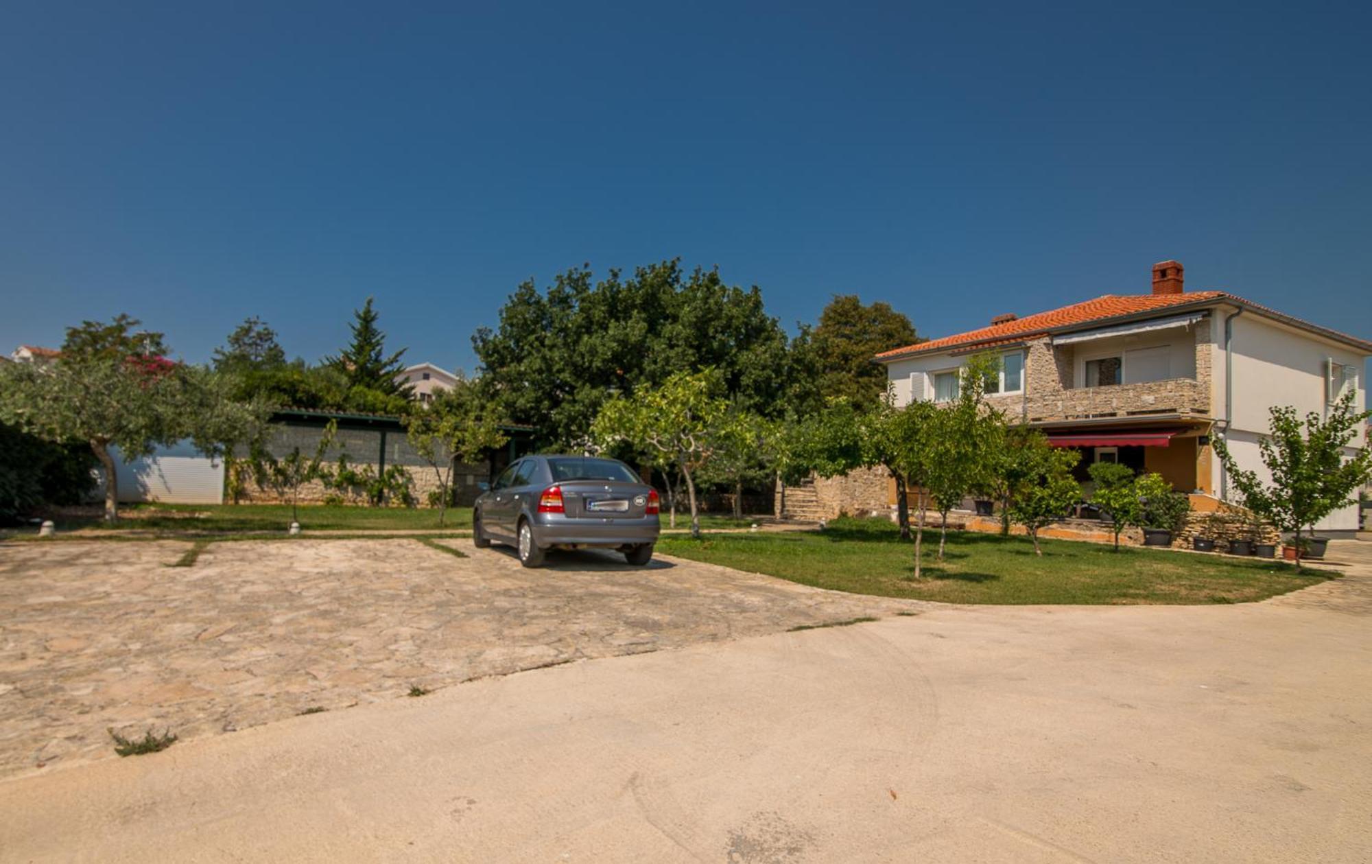 Apartments Stella & Luna Krk Town Esterno foto